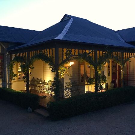 Hotel Goldenray à Castlemaine Extérieur photo