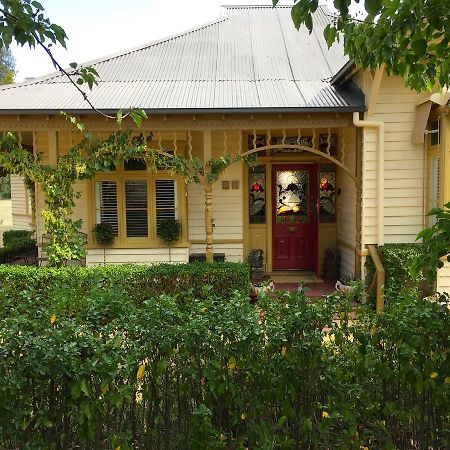 Hotel Goldenray à Castlemaine Extérieur photo