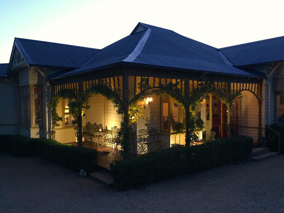Hotel Goldenray à Castlemaine Extérieur photo