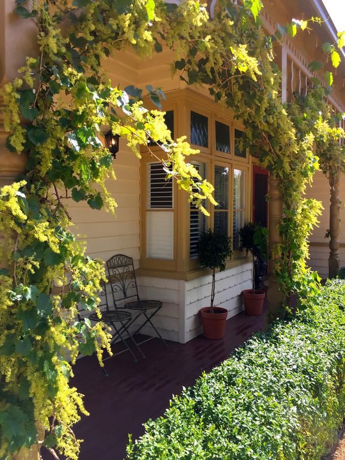 Hotel Goldenray à Castlemaine Extérieur photo